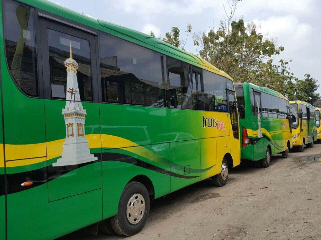 4 Tahun Tak Naik Gaji, Crew Bus Trans Jogja Mengadu ke DPRD DIY