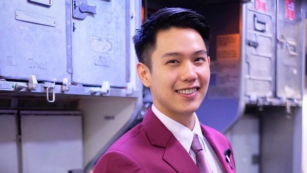 Foto: Pramugara-pramugara Ganteng Maskapai Dunia