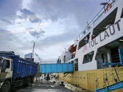 Ada Tol Laut, Harga Bahan Bangunan Hingga Makanan di Rote Turun 20%