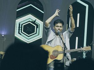 5 Video Musik Baru Pilihan Minggu Ini 5 Video Musik Baru Pilihan Minggu Ini