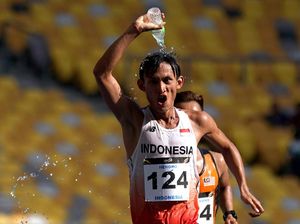 Heroik! Meski Cedera Hendro Terus Berjuang Hingga Akhir Heroik! Meski Cedera Hendro Terus Berjuang Hingga Akhir