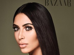 Foto: Kim Kardashian Seksi Pakai Kaftan di Cover Harpers Bazaar Arabia