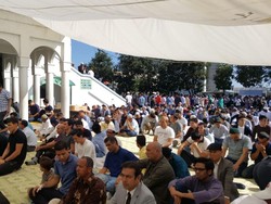 Salat Idul Adha di Negeri K-Pop