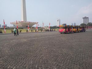 Libur Idul Adha, Monas Ramai Dikunjungi Warga