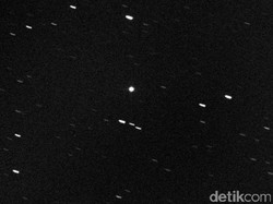 Asteroid Besar dan Langka Lintasi Langit Indonesia Malam Ini