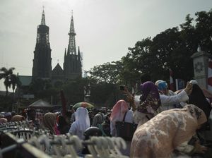 Foto: Seusai Salat Idul Adha di Istiqlal