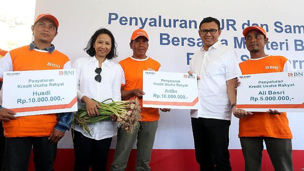 BNI Guyur Petani Bawang di NTB dengan KUR