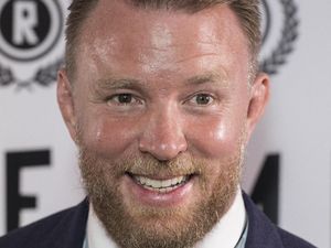 The Gentlemen, Film Laga Komedi Bertabur Aktor Kelas Kakap