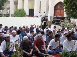 Melihat Khusyuknya Salat Idul Adha WNI di Abu Dhabi