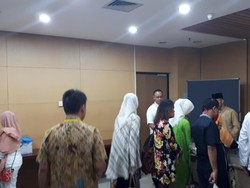 Idul Adha, Fahd hingga Basuki Hariman Dapat Kunjungan Keluarga