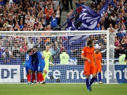 Strootman Dikartumerah, Belanda Dihajar Prancis 0-4