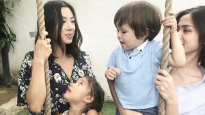 Happy Banget! Jessica Iskandar Liburan Bareng Jennifer Bachdim