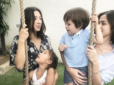 Happy Banget! Jessica Iskandar Liburan Bareng Jennifer Bachdim