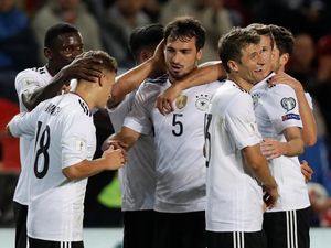 Jerman Tundukkan Republik Ceko 2-1 Jerman Tundukkan Republik Ceko 2-1