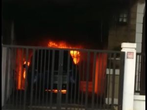 Kebakaran Honda Brio di Bekasi Bukan Karena Powerbank Kebakaran Honda Brio di Bekasi Bukan Karena Powerbank