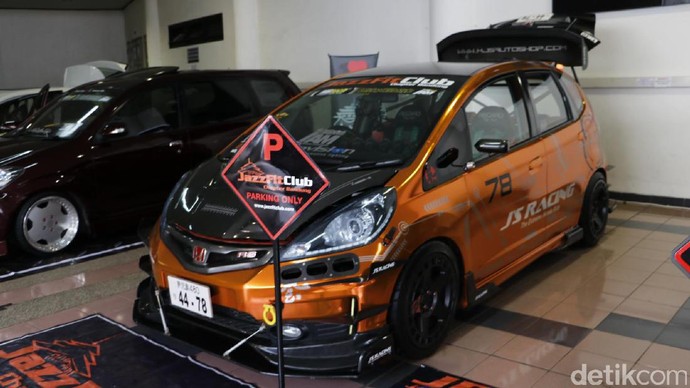 Mobil Modif Keren Barudak Bandung Jennete Rent 