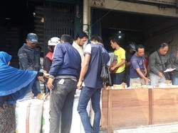 Harga masih Tinggi, Pedagang Cipinang Tak Jual Beras Medium