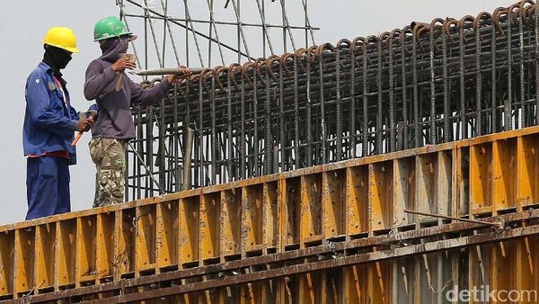 Foto: Tol Becakayu Kejar Tayang