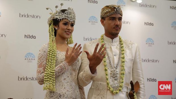 7 Momen Penting Raisa-Hamish di Hari Pernikahannya