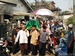 Saat Rocket Flare Ubah Euforia Suporter Timnas Menjadi Duka