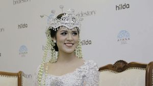 Foto: Adu Gaya Makeup 10 Artis Saat Menikah, Siapa Paling Manglingi?