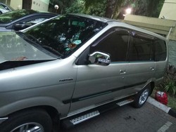 Lupa Tarik Rem Tangan, Pengemudi Tewas Terlindas Mobilnya Sendiri