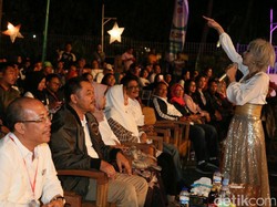 Syaharani ESQI:EF Bikin Banyuwangi Beach Jazz Festival Lebih Syahdu