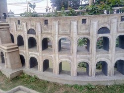 Miniatur Landmark Dunia di Lereng Gunung Lawu