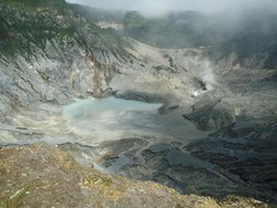 5 Hal Menarik Wisata Tangkuban Perahu nan Memesona