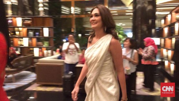 Dian Sastro, dan Sederet Artis Hadiri Resepsi Raisa-Hamish