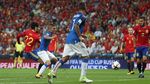 Isco Brilian, Spanyol Hajar Italia