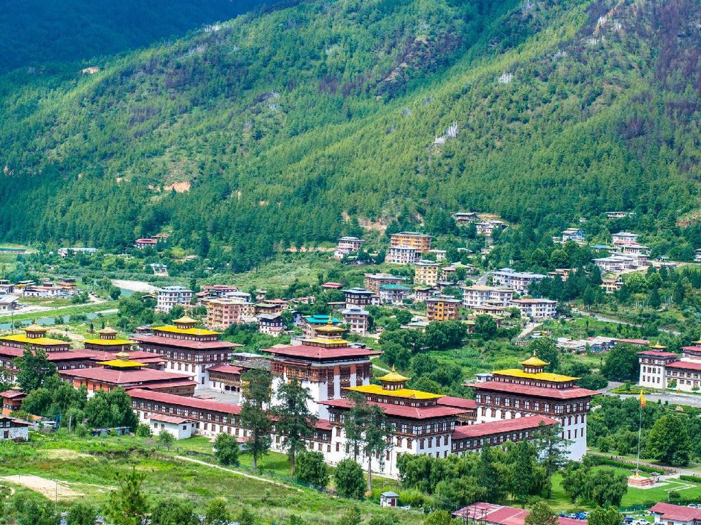 Bhutan Akan Hapus Pajak Turis, tapi Tarik Uang Pembangunan Bhutan Akan Hapus Pajak Turis, tapi Tarik Uang Pembangunan