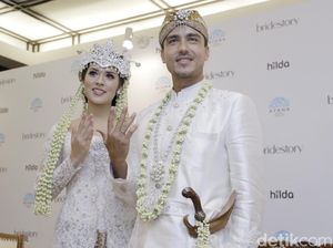 Pernikahan Raisa-Hamish dan Foto Terfavorit Lainnya di 2017 Pernikahan Raisa-Hamish dan Foto Terfavorit Lainnya di 2017