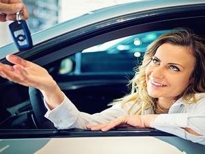 Kaum Milenial Hobi Beli Mobil Baru Kaum Milenial Hobi Beli Mobil Baru