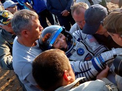 Hebat! Astronot Wanita Ini Tinggal Berbulan-bulan di Antariksa