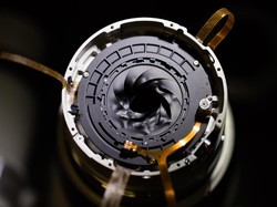 Kejamnya Gerhana Matahari pada Kamera dan Lensa