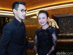 Benarkah Adanya Afgan dan Rossa Sudah Nikah?