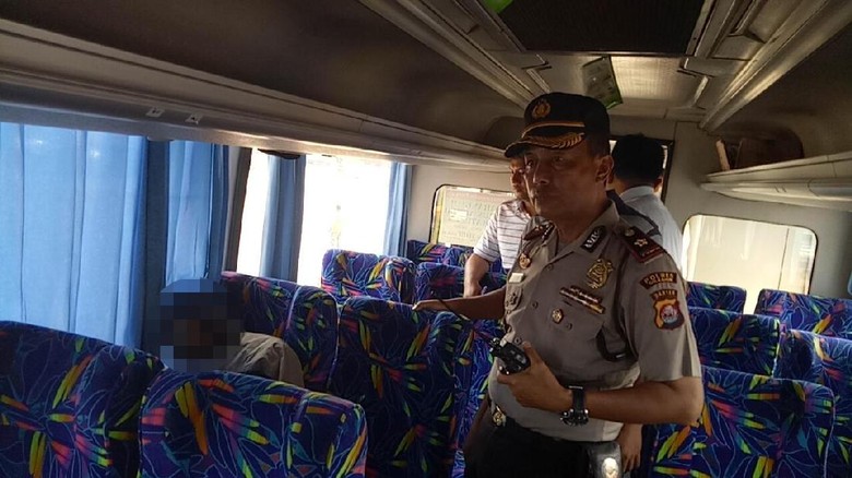 Dikira Tidur, Pria Ini Meninggal di Kursi Penumpang Bus Merak