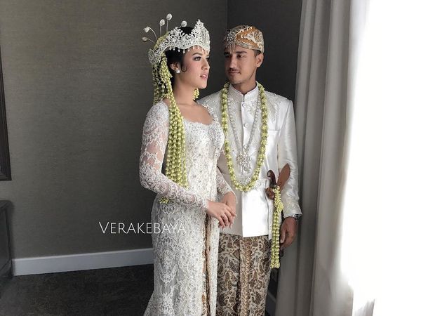 Foto 20 Model Kebaya Pengantin Artis Indonesia Raisa Hingga Nagita