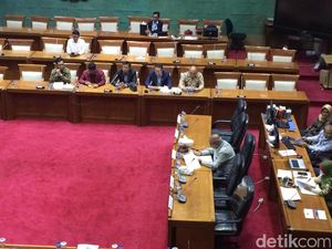 Rapat Bahas Utang Pemerintah Hanya Dihadiri 10 Anggota DPR