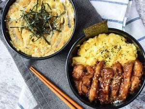 Oishi! Di Sini Ada Donburi Enak dengan Topping Daging Sapi Hingga Salmon Enak