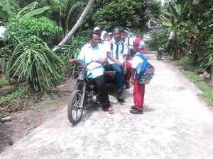 Kasihan, Siswa di Pelosok Riau Terpaksa Sekolah 3 Hari Sekali