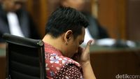 7 Tahun Penjara untuk Teman Dekat Patrialis Akbar