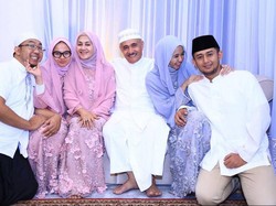 Laudya Cynthia Bella Gelar Pengajian Jelang Menikah