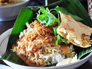 5 Tempat Makan Ini Punya Nasi Pecel Enak di Jakarta
