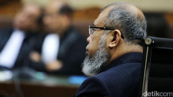 Foto: Ekspresi Patrialis Akbar Divonis 8 Tahun Bui