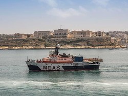 Bantu Rohingya, Kapal Kemanusiaan Ini Dikerahkan ke Myanmar