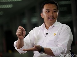 Putranya Dipukul, Menpora: Persija dan The Jakmania Tak Bersalah