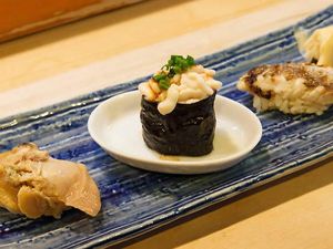 Ini Dia 10 Restoran Sushi Paling Enak di Tokyo (2) Ini Dia 10 Restoran Sushi Paling Enak di Tokyo (2)