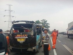 2 Mobil Tabrakan di Tol Purbaleunyi, 1 Orang Tewas
